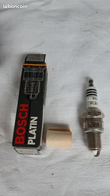 1 bougie Bosch platin WR 8 DP neuve - Équipement auto