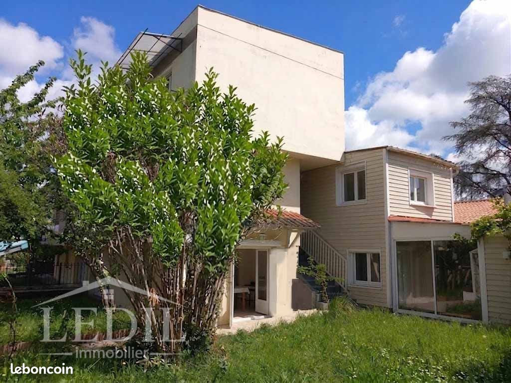 Maison 6 pièces 136 m² · à Agen · 136 m² · 153 500 €