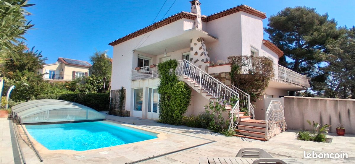 Maison 10 pièces 204 m² · à Six-Fours-les-Plages · 204 m² · 695 000 €