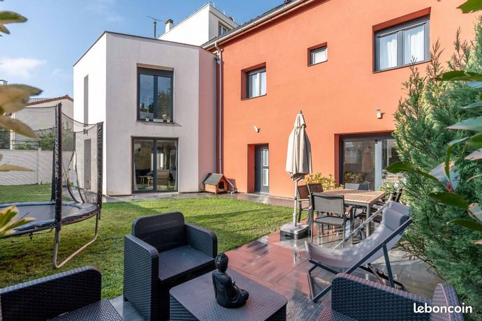 Maison 5 pièces 150 m²