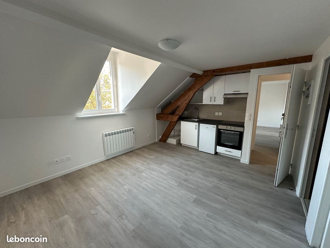 Appartement 2 pièces 22 m² · à Joinville-le-Pont · 22 m² · 890 €/mois