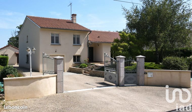 Villa 6 pièces 161 m²
