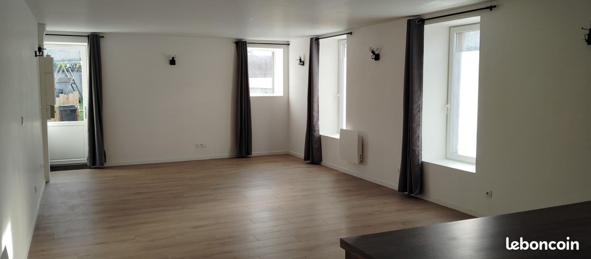 Appartement 3 pièces 83 m² · à Chavagnes-les-Redoux · 83 m² · 568 €