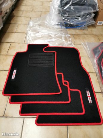 Set 4 tapis VELOURS pour Citroën DS3 bords rouge - Équipement auto