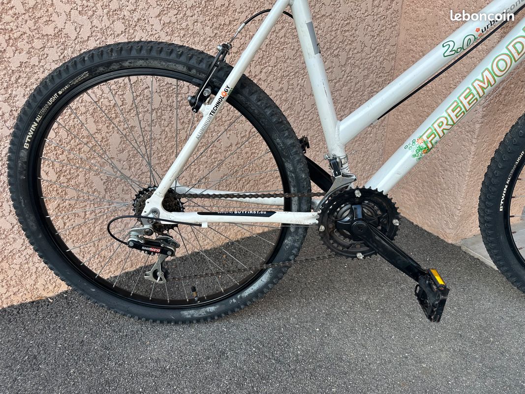 Vélo femme (réglage freinage à prévoir) (image 5)