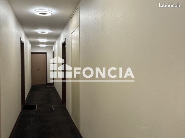 https://img.leboncoin.fr/api/v1/lbcpb1/images/98/95/1a/98951ae213023a227f7865c5cb5727ea04f96a02.jpg?rule=ad-image