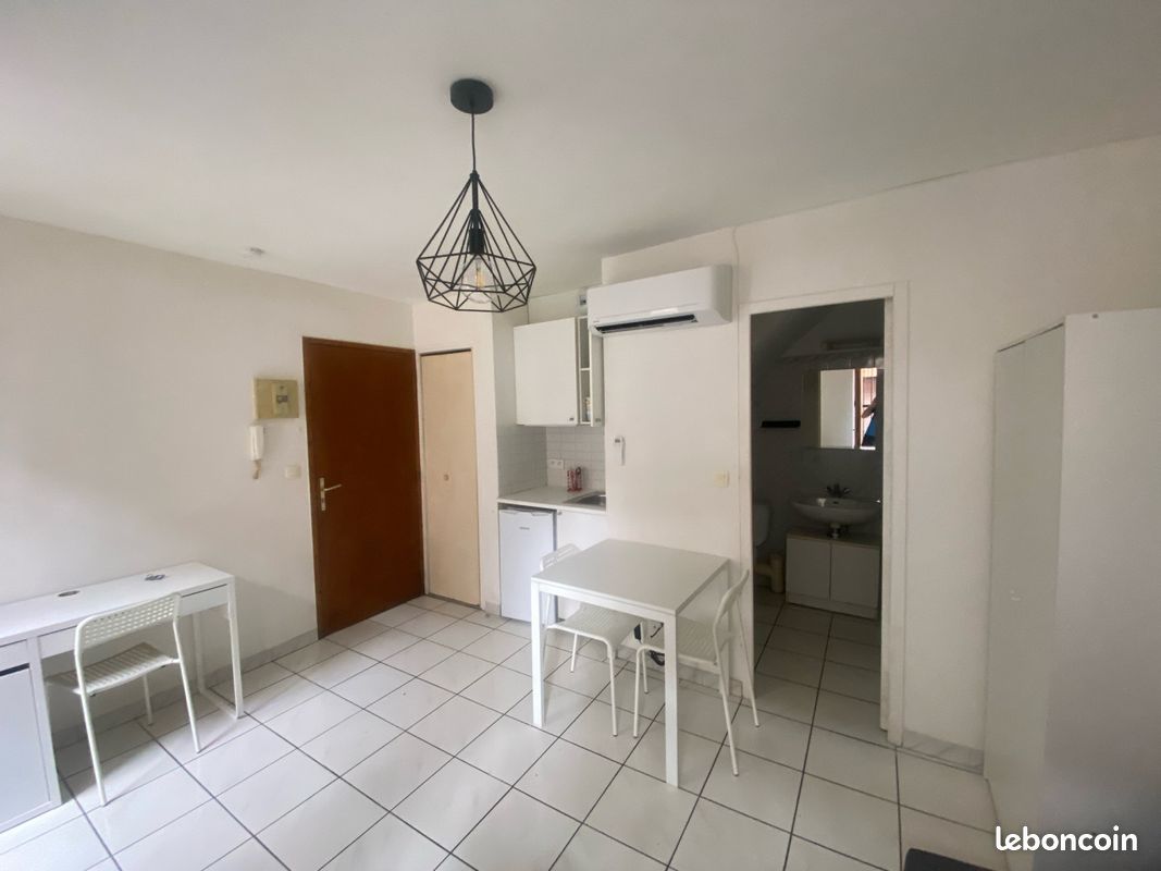 Appartement 1 pièce 17 m² · à Toulouse · 17,3 m² · 560 €/mois