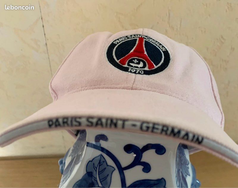 Paris Saint Germain casquette Snapback Core Bleu Marine