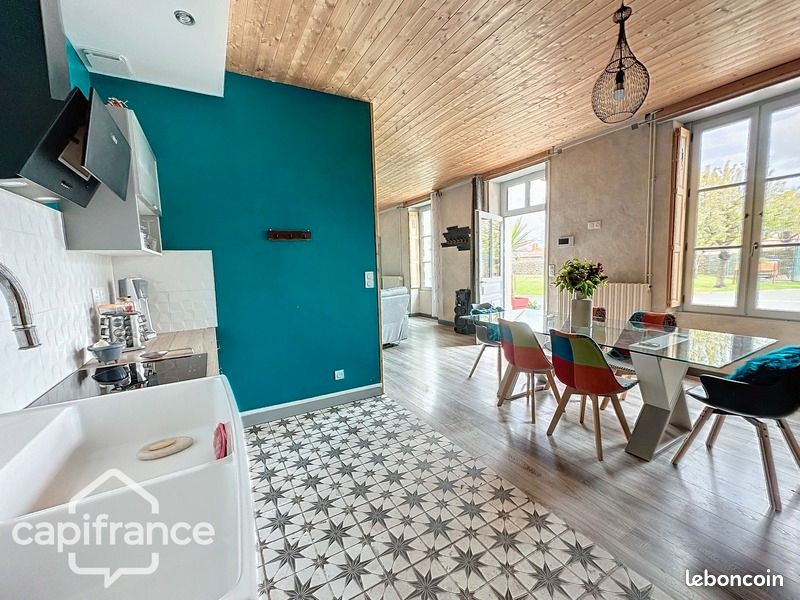 Maison 6 pièces 180 m² - Plaine-et-Vallées 79100 Oiron (image principale 3)
