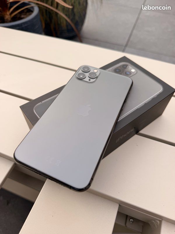 IPhone 11 Pro Max 512gb (image 3)