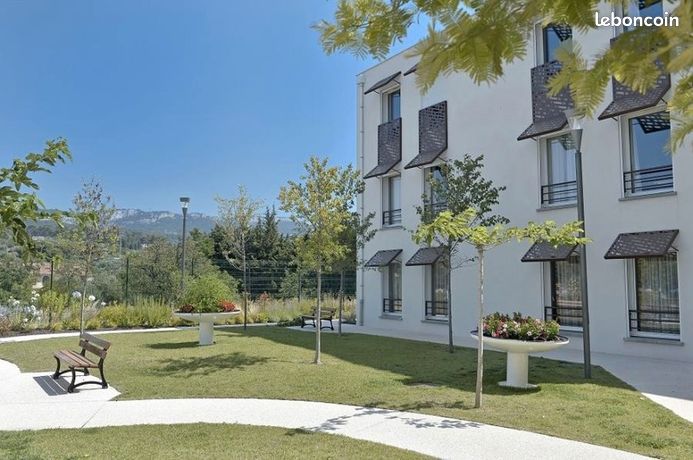 Studio 1 pièce 20 m²