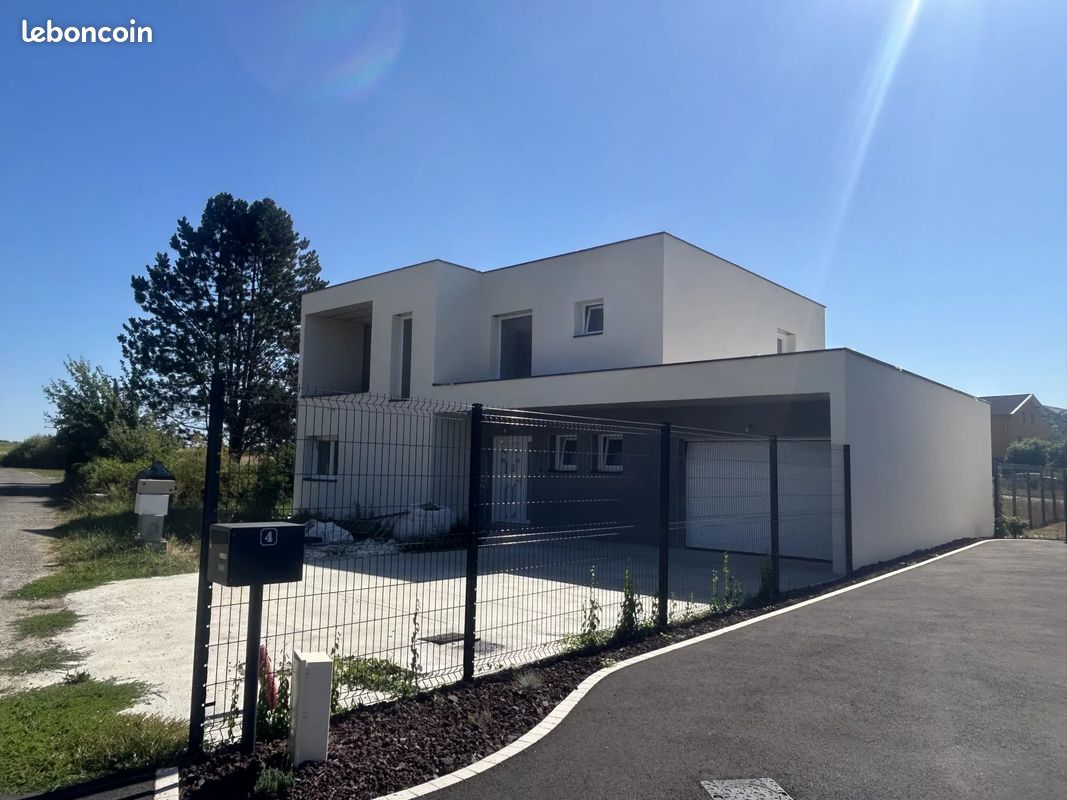 Maison 6 pièces 150 m² · à Novillard · 150 m² · 349 000 €