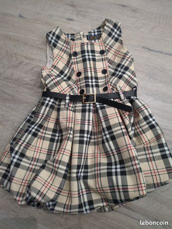 Robe Chicaprie De La Taille Ans De Seconde Main