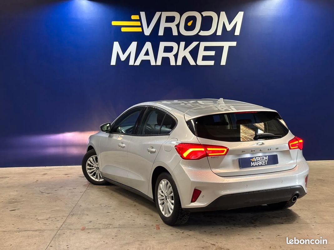 FORD Focus 1.0 125ch Titanium - 2018 - parfait état (image 5)