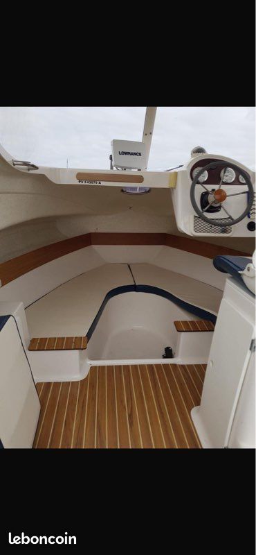 Bateau QuickSilver 540 Pilothouse (image 9)