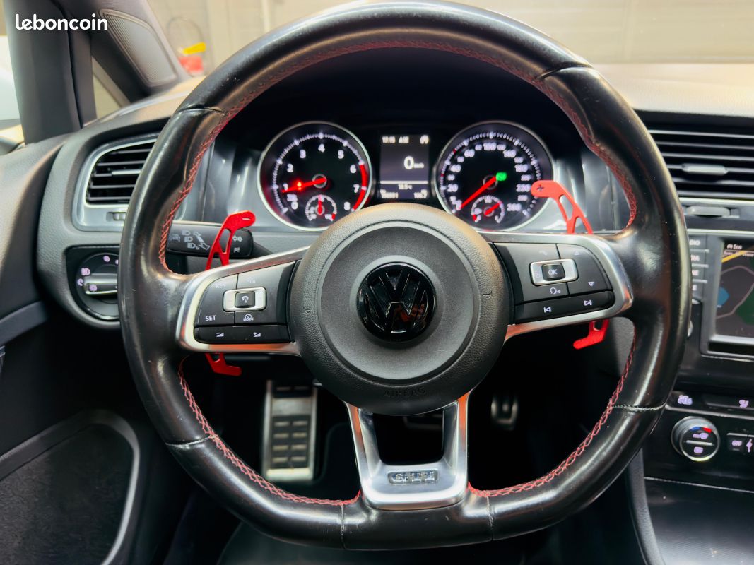 VOLKSWAGEN Golf VII 7 GTI Performance 230 DSG – Origine France – Carnet complet – 3 ième main (image 17)