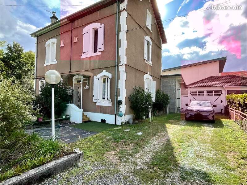 Maison 5 pièces 100 m² · à Viviez · 100 m² · 75 936 €