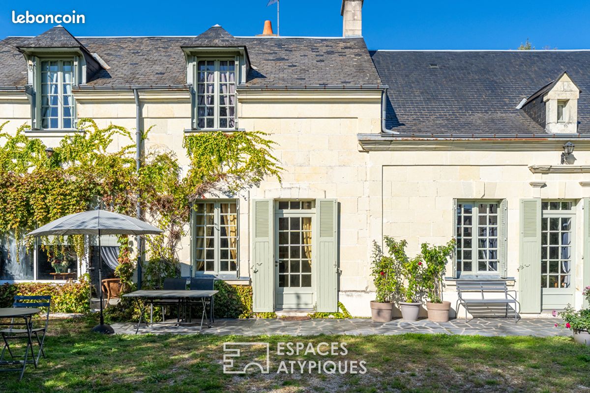 Maison 10 pièces 296 m² · à Restigné · 296 m² · 432 000 €