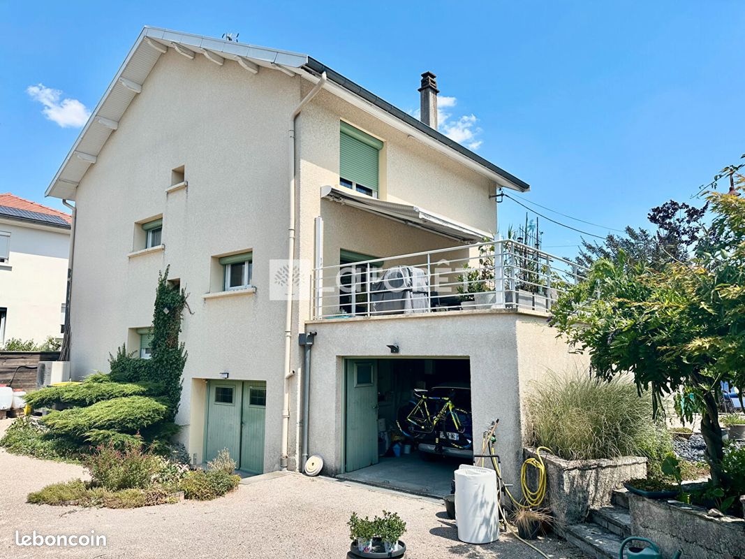 Maison 7 pièces 133 m² · à Saint-Victor-de-Cessieu · 133 m² · 325 000 €