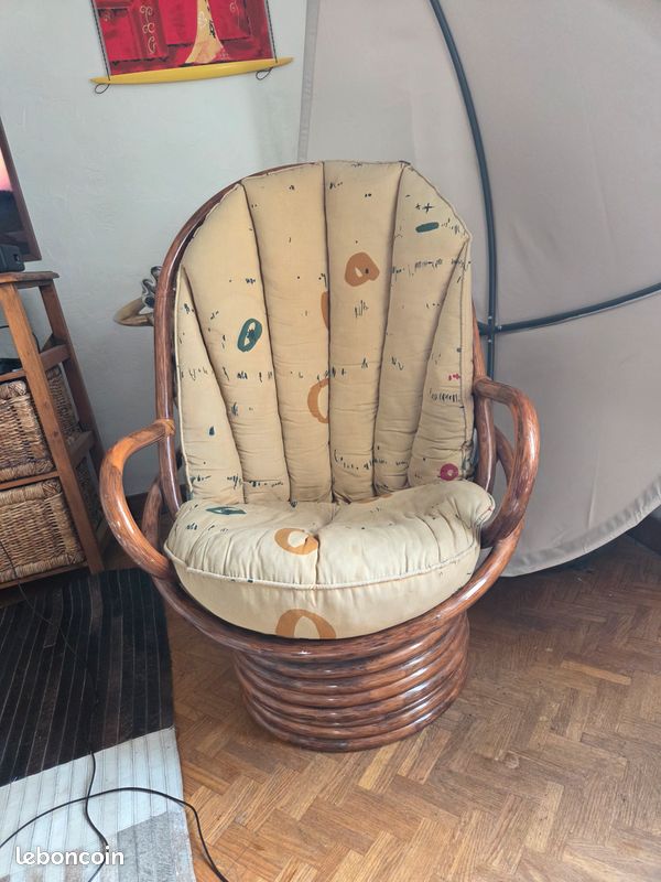 Vends fauteuil style emmanuelle (image 1)