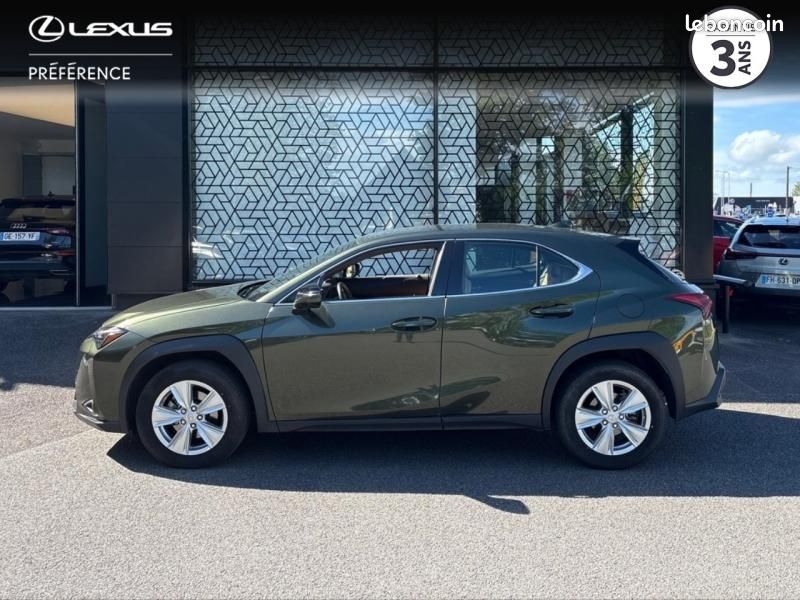 Lexus UX 250h 2WD (image 3)