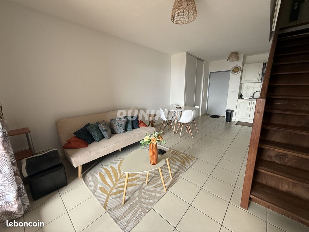 Appartement 2 pièces 38 m² · à Saint-Denis · 38 m² · 880 €/mois