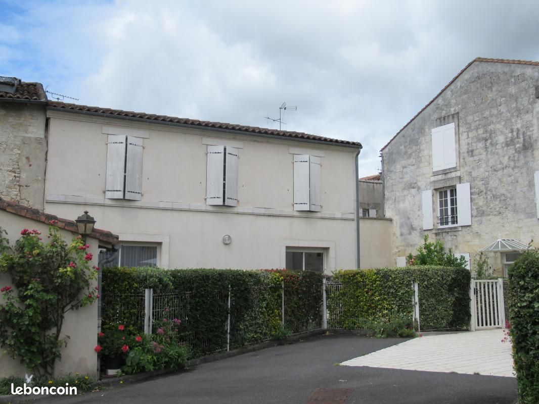 Maison 4 pièces 106 m² · à Cognac · 106 m² · 990 €/mois