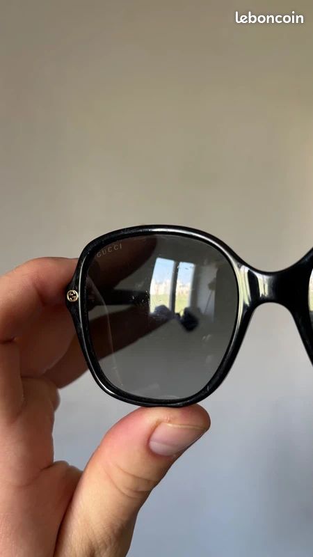 Lunettes de soleil Monogram rectangulaires en noir – Saint Laurent