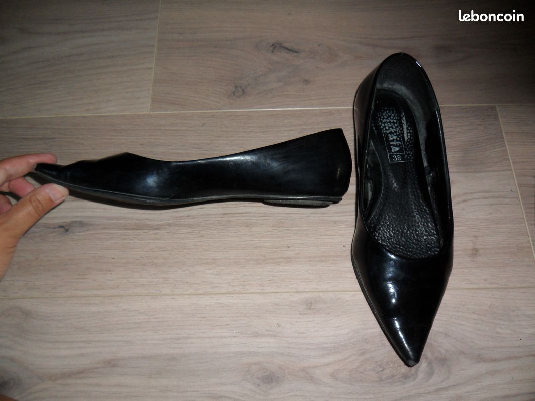 Chaussures noires vernies taille 38 (image 1)