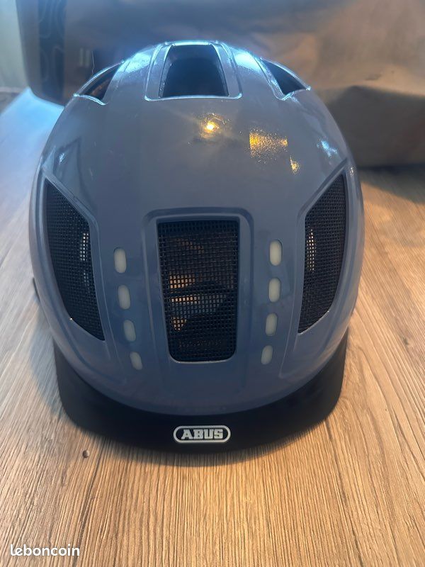 Casque vélo ABUS Hyban 2.0 LED – Bleu (image 2)