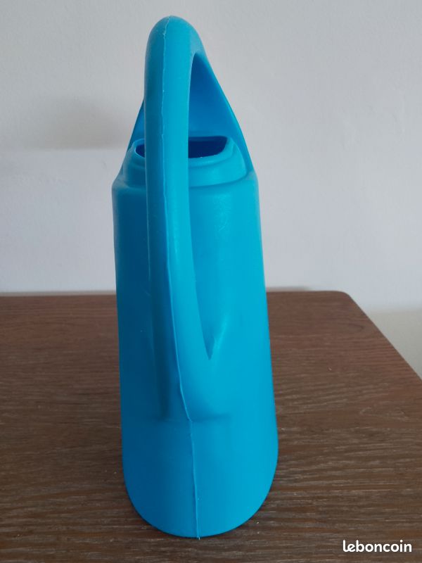 Arrosoir enfant très bonne état 0,50 cts (image 5)