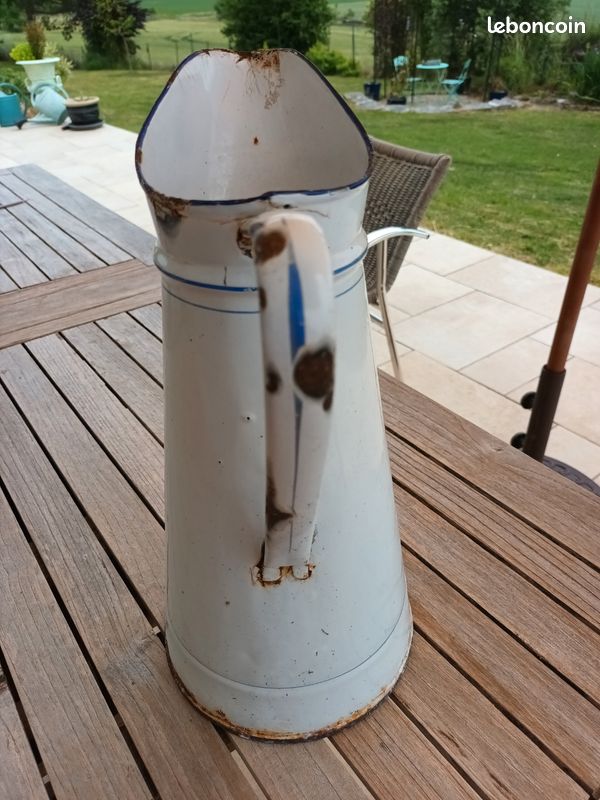 Broc de toilette émailler (image 5)