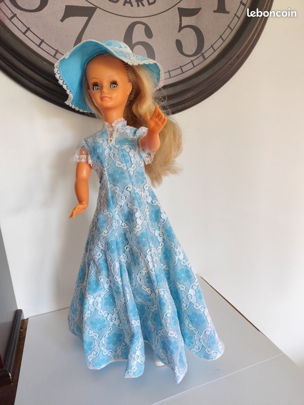 TENUE POUPEE ROBE De Chambrevintage Tressy? Bella? Barbie?Gege?Cathie TENUE POUPEE ROBE De Chambrevintage Tressy? Bella? Barbie?Gege?Cathie