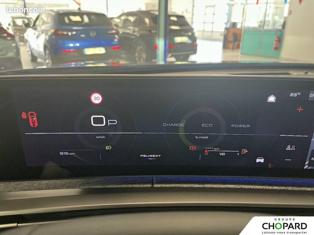 PEUGEOT 3008 Hybrid 145 e-DCS6 GT (image 21)