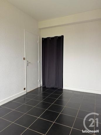 https://img.leboncoin.fr/api/v1/lbcpb1/images/98/a5/17/98a5178f1326d6cdd9ce715e624c193b12a3b2d7.jpg?rule=ad-image