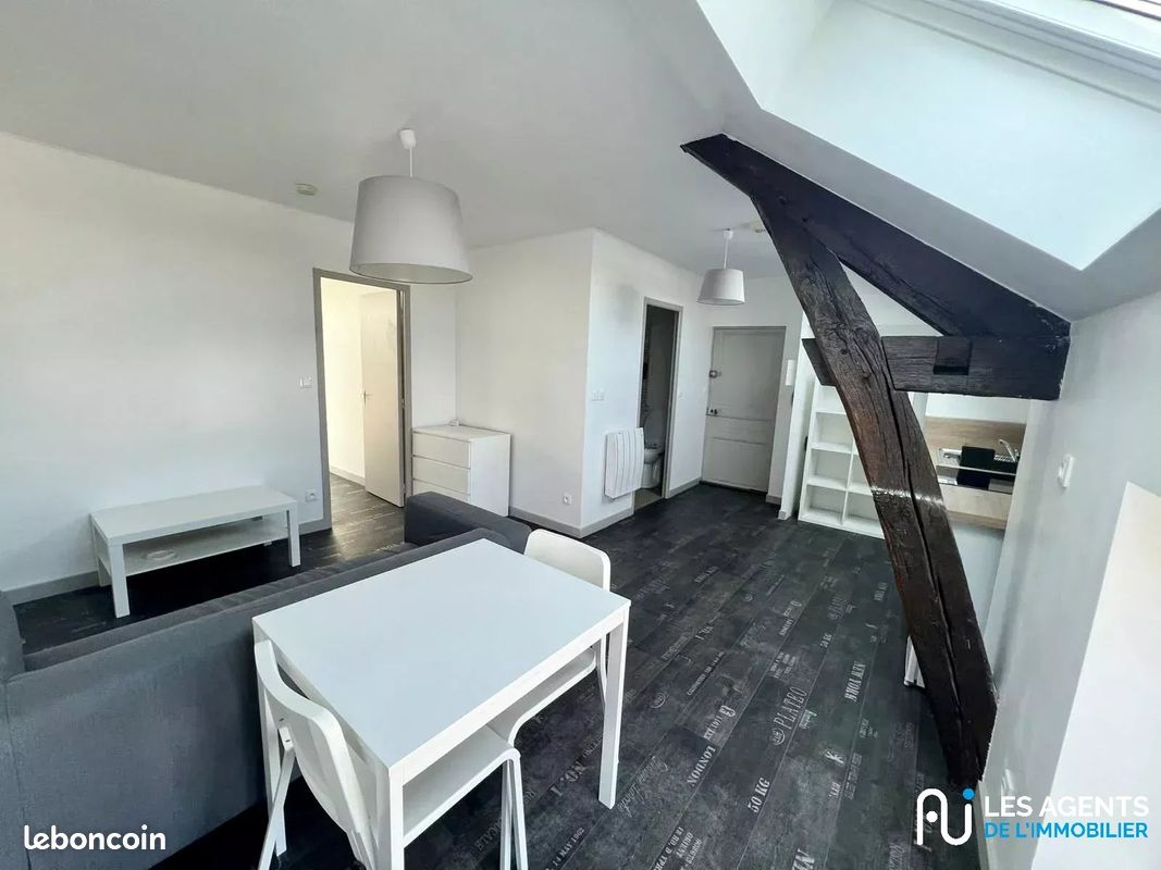 Appartement 2 pièces 35 m² · à Fleury-les-Aubrais · 35 m² · 550 €/mois