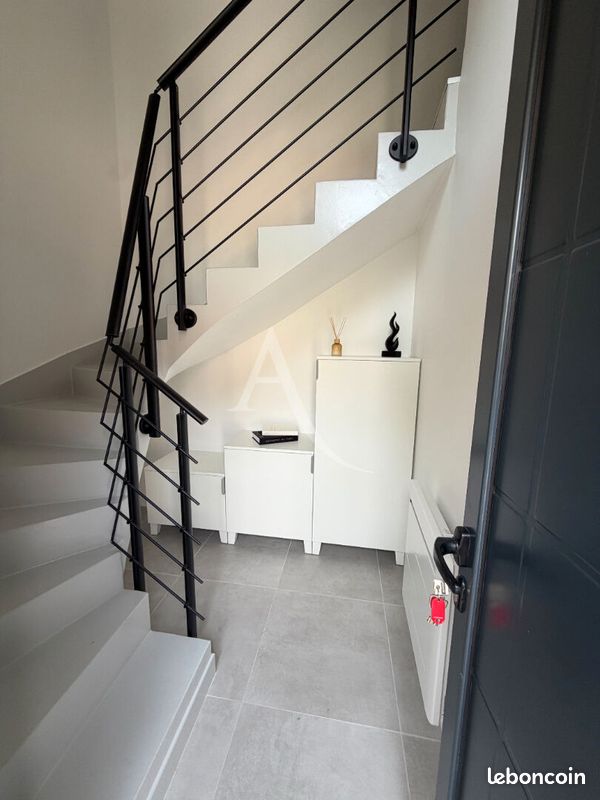 Appartement 2 pièces 59 m² · à Chevry-Cossigny · 59 m² · 900 €
