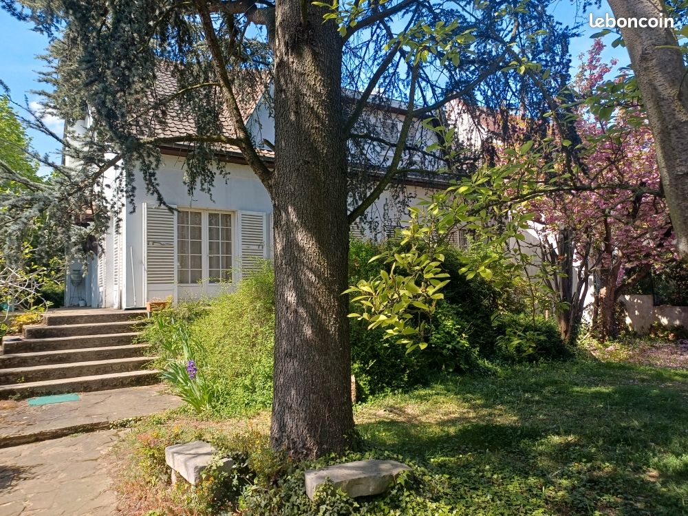 Maison 8 pièces 155 m² · à Arnouville · 155 m² · 458 000 €