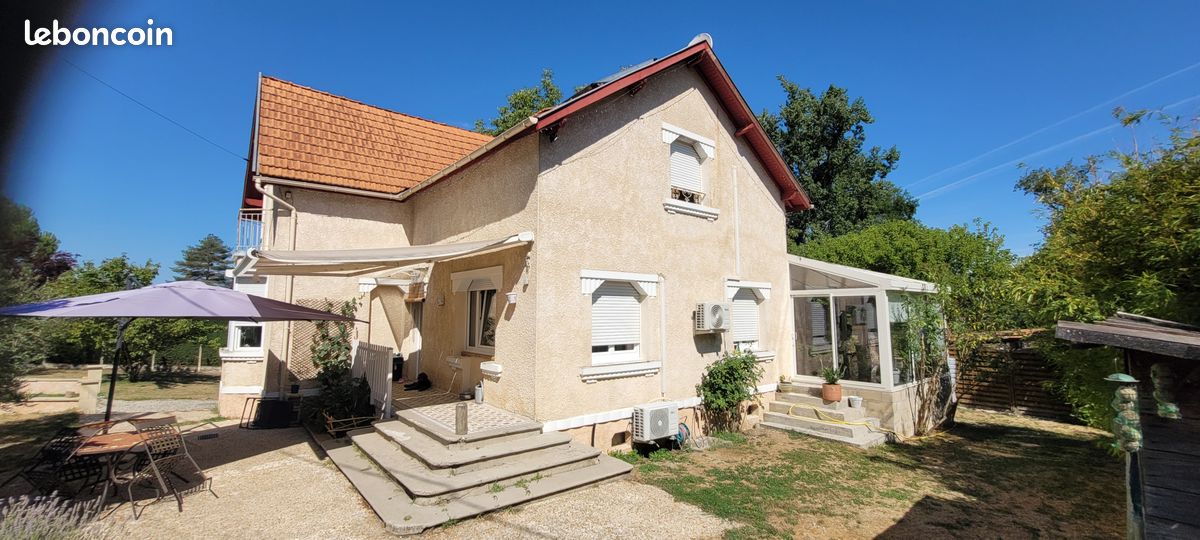 Maison 6 pièces 130 m² · à Saint-Méard-de-Drône · 130 m² · 209 000 €
