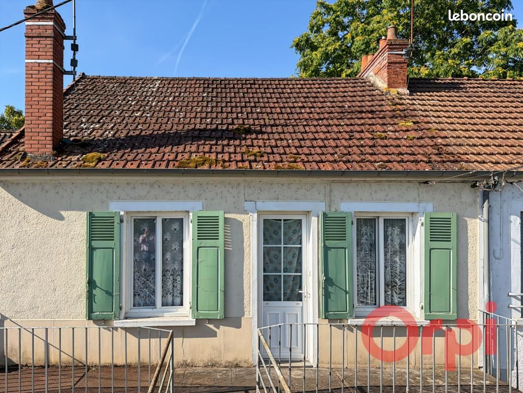 Maison 3 pièces 44 m² · à Saint-Amand-Montrond · 44 m² · 49 000 €