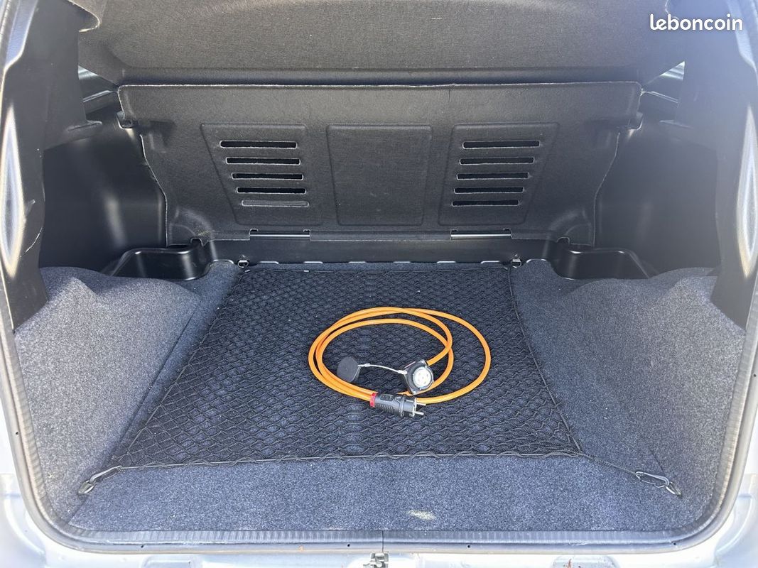 Aixam E COUPE PREMIUM (image 11)