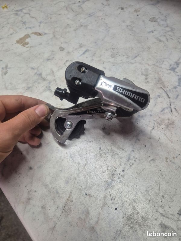 Dérailleur Arrière Shimano Tourney D'occasion – Bon état, Prêt à Poser