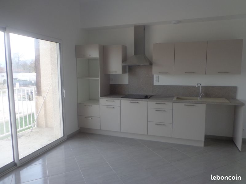 Appartement 4 pièces 100 m² · à Ponlat-Taillebourg · 100 m² · 640 €/mois