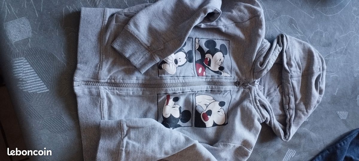 Vds vêtements fille 4-5 ans (image 3)