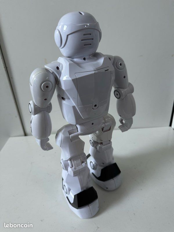 Robot Hero Bot avec télécommande. Cjeux (image 2)