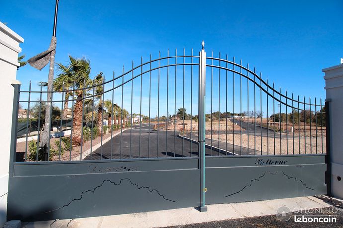Terrain 996 m² ROQUEBRUNE SUR ARGENS