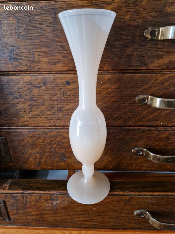 Soliflore opaline rose très pâle (image 1)