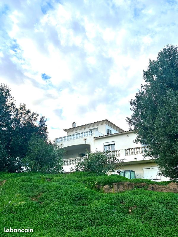 Maison 4 pièces 240 m² · à Grosseto-Prugna · 240 m² · 1 270 000 €