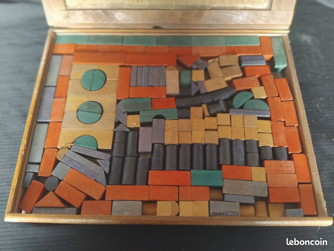 Boîte Ancienne Avec Jeu De Construction En Bois - Jouet Vintage