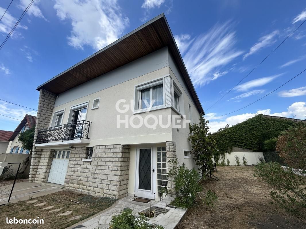 Maison 4 pièces 90 m² · à Vaujours · 90 m² · 329 000 €